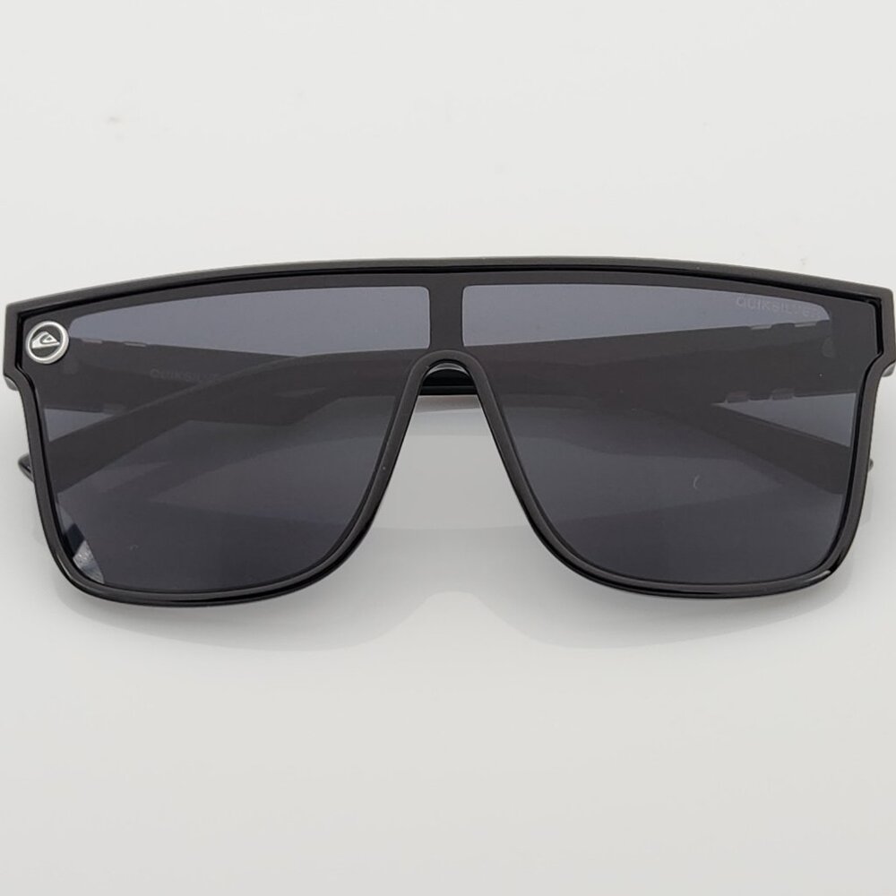 Quiksilver Shield Sunglasses Black Frame Dark Smoke Tinted Single Lens NEW Q1